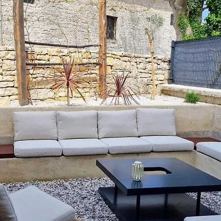 Qualia بيت للعطل Srbinjak